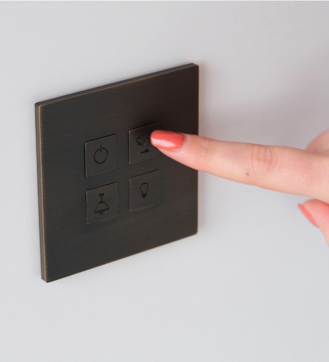 Placas interruptores de diseño con tomas